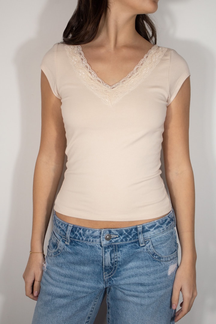 Lace T-shirt | Subdued Everyday