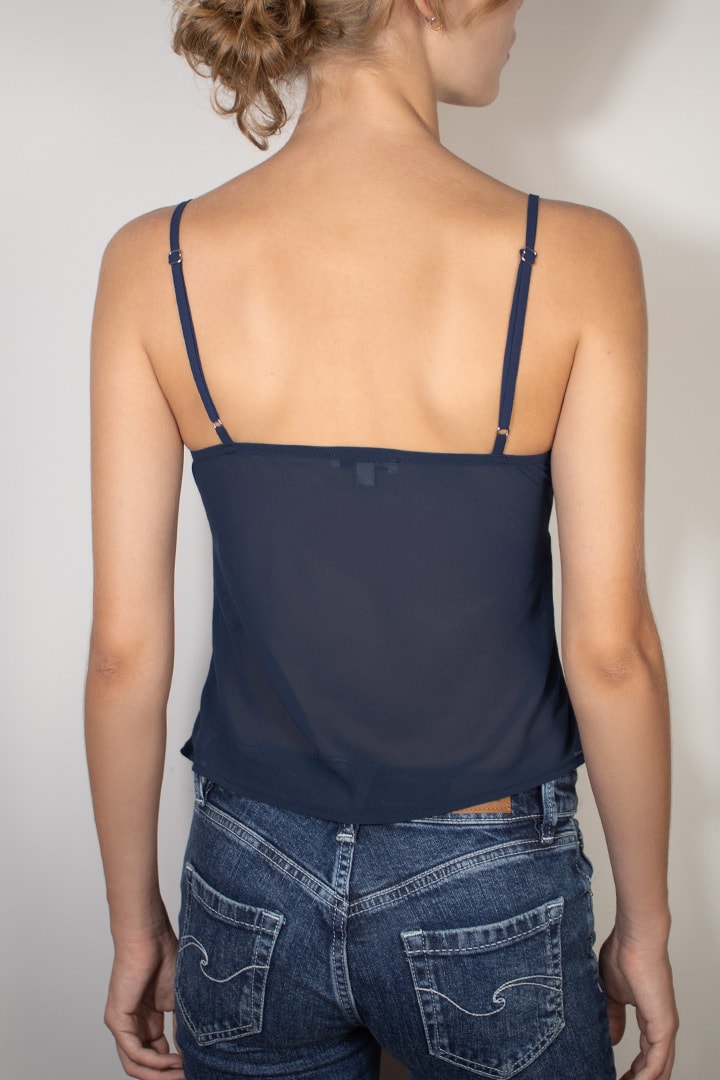 V-neck tank top with beads | Subdued Quality