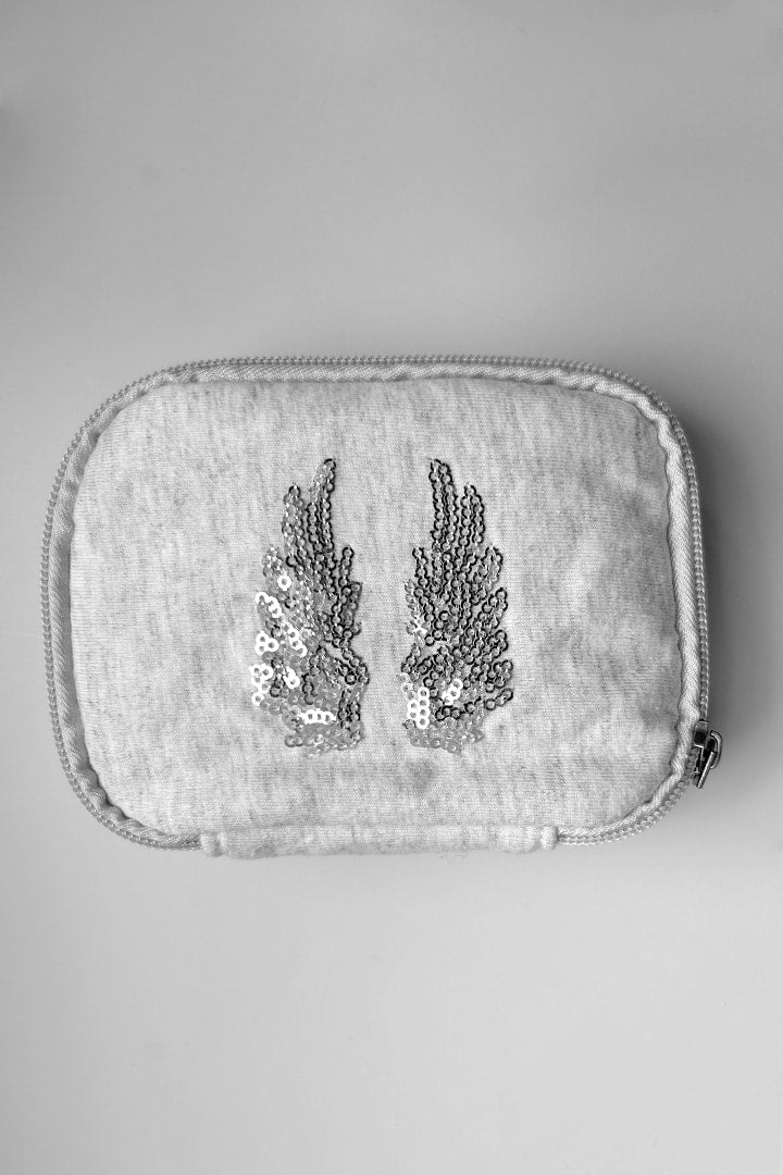 Wings Beauty case | Subdued Trending