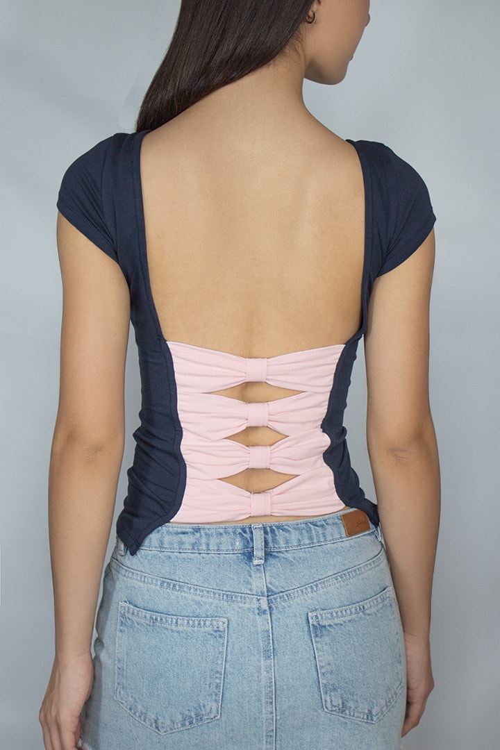 Bows T-shirt | Subdued Best Seller
