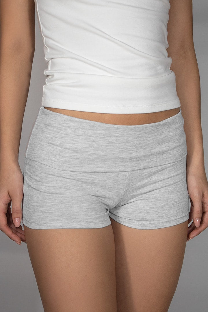 Shorts with turn-ups and wings | Subdued Deals