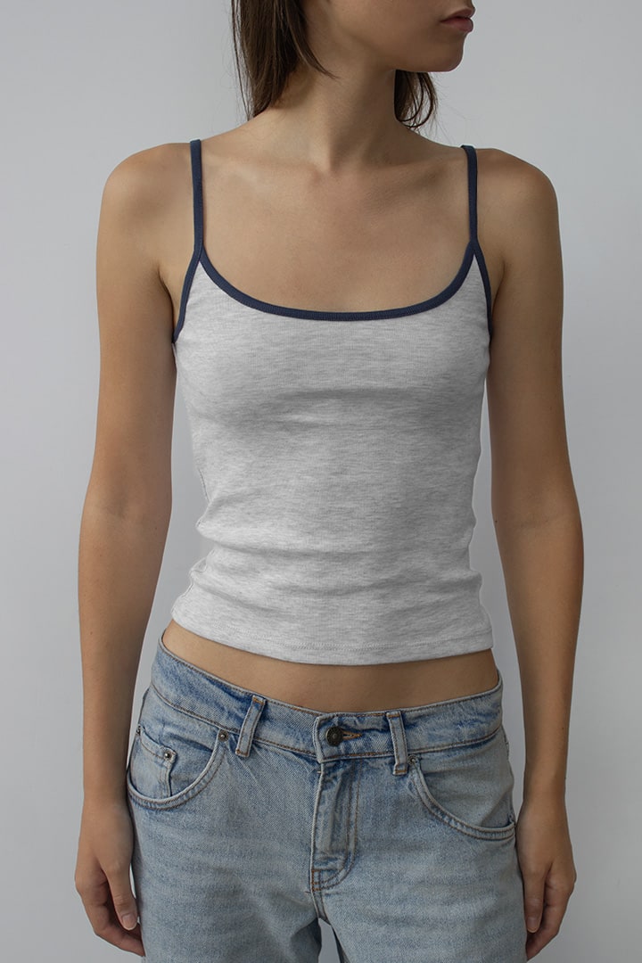 Scoop neck top | Subdued Trusted