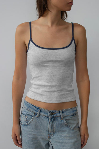 Scoop neck top | Subdued Trusted