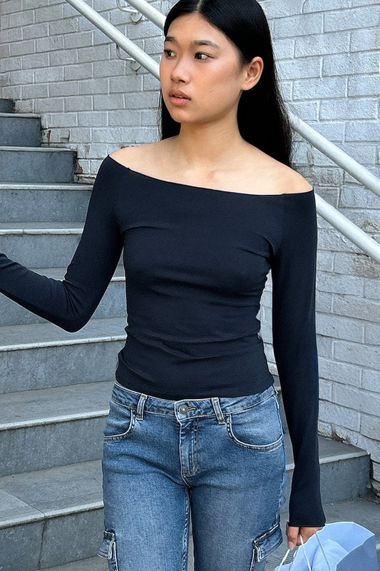 Boat neck t-shirt | Subdued Trusted