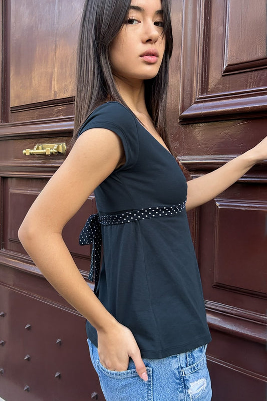 V-neck T-shirt with polka dot ribbon | Subdued Sale