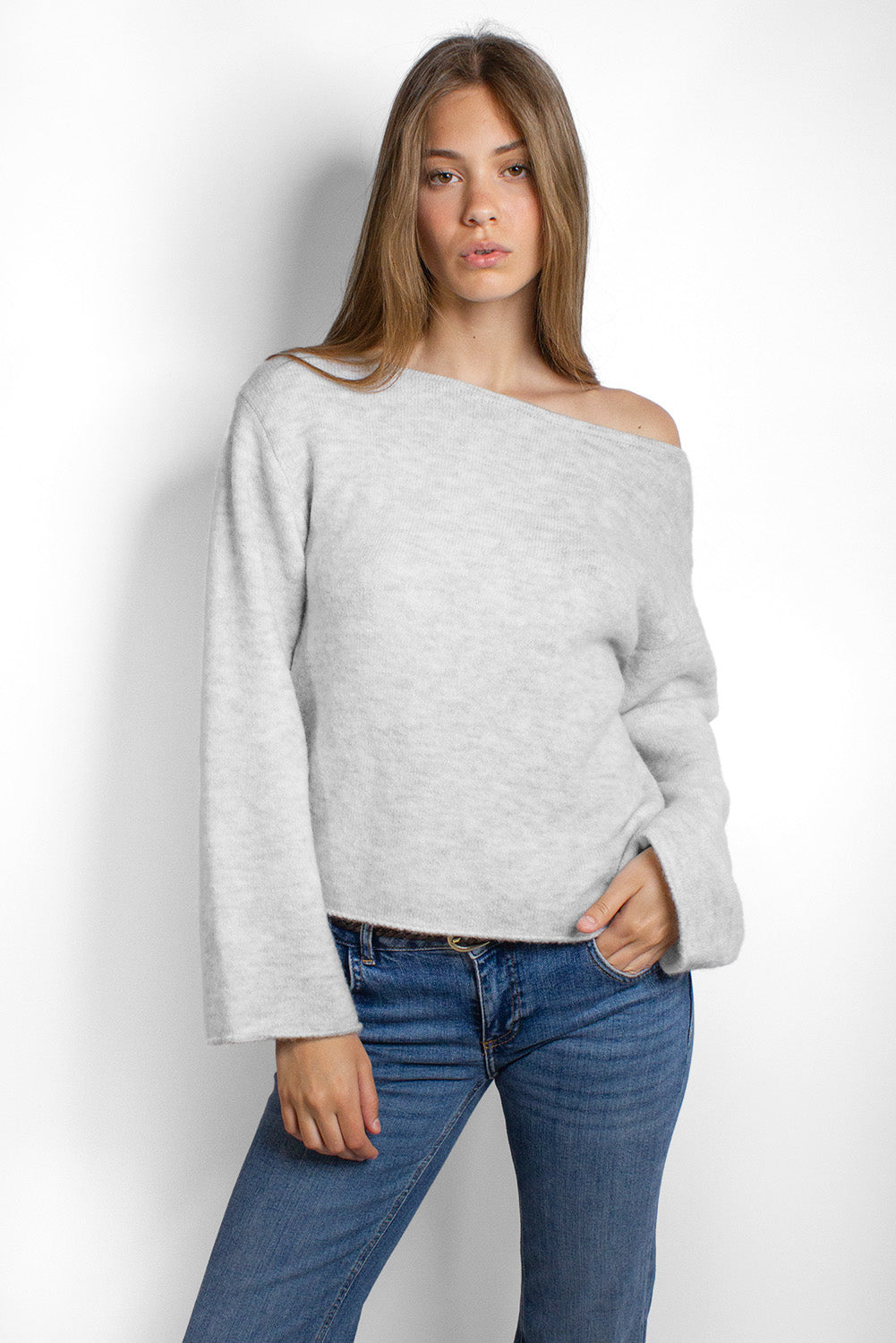 Wings sequin sweater | Subdued Smart Buy