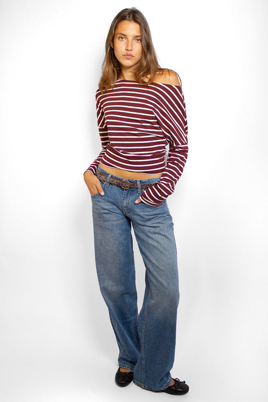 Off-shoulder long sleeve top | Subdued Top Pick