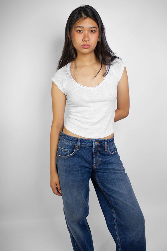 V-neck T-shirt | Subdued Signature