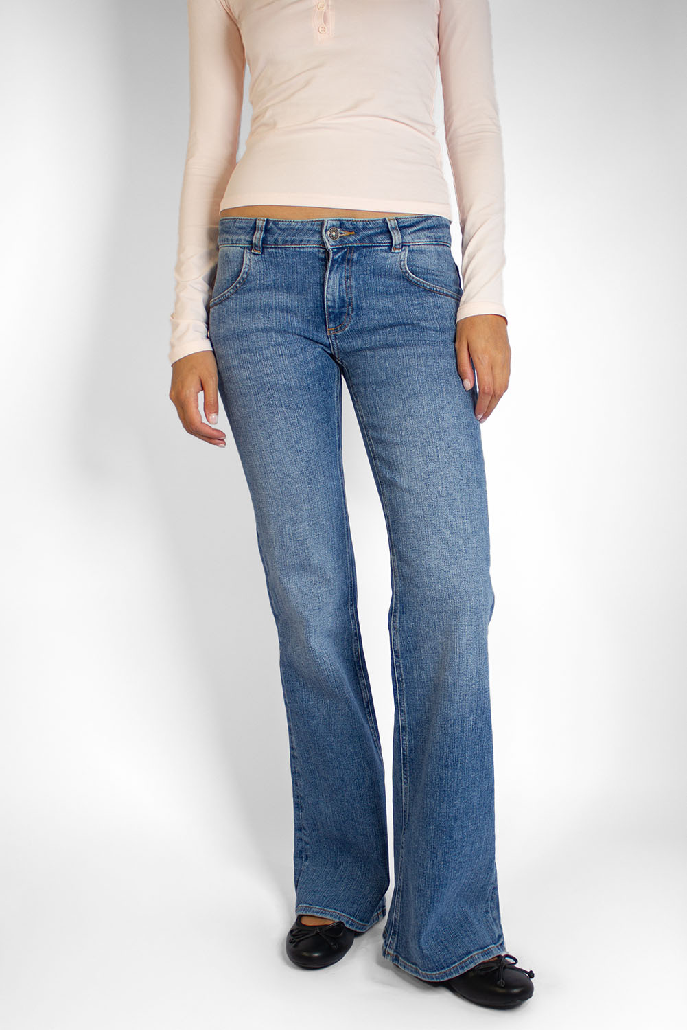 Low-Waist Flared Jeans | Subdued Quality
